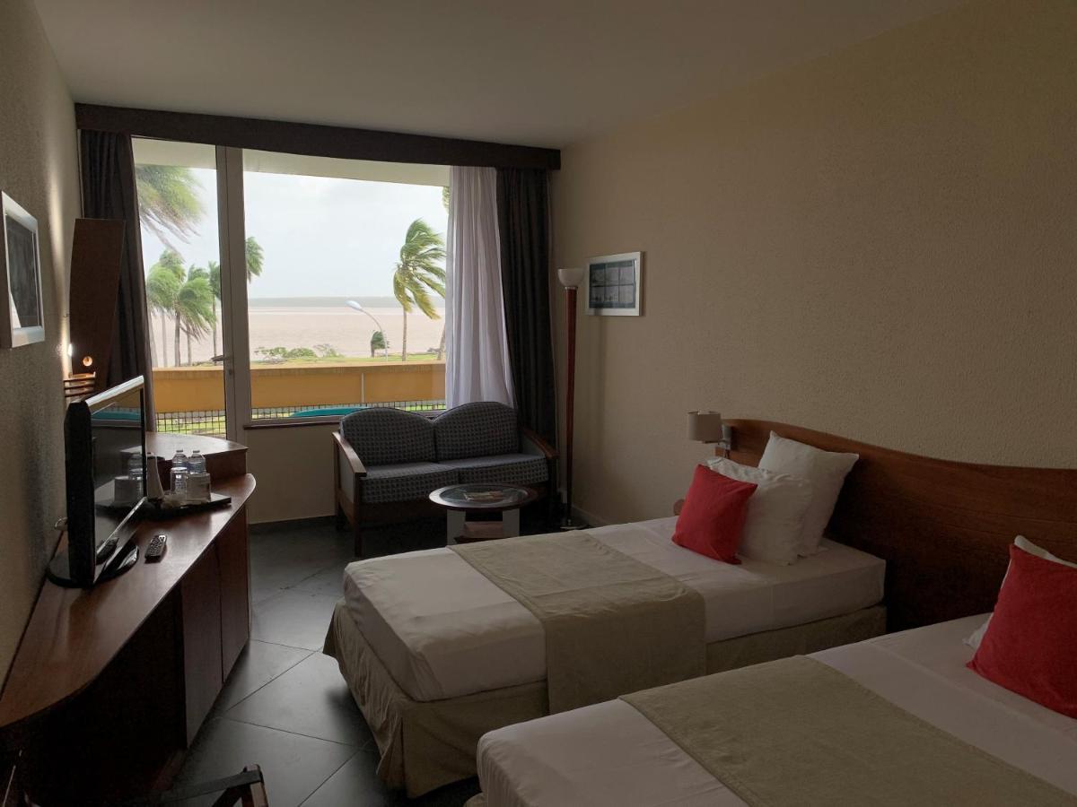 Hotel Des Roches Kourou Exteriör bild